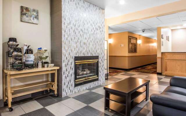 Quality Inn Mauston I-90