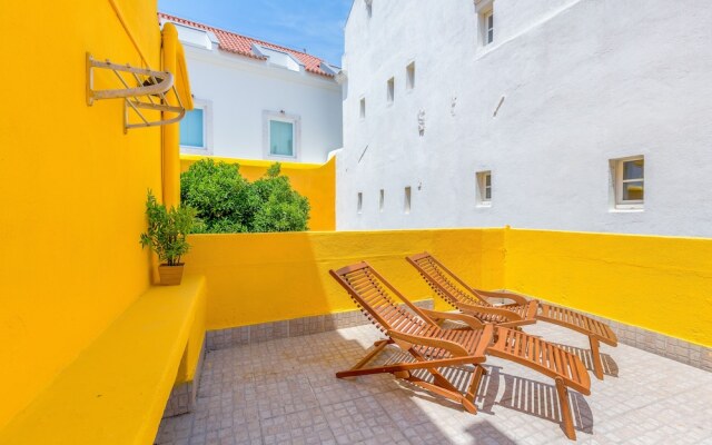 Alfama, Bright Spacious W/ Terrace Apartment, By TimeCooler