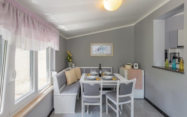 Beautiful Home in Medulin With 1 Bedrooms and Wifi