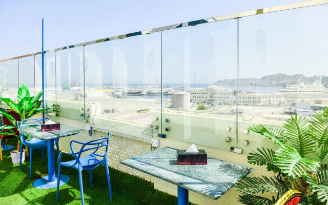 Marina Hotel