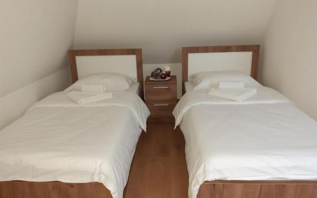 Lovac apartmani