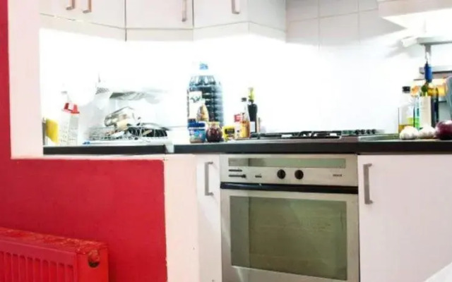Sfatului Apartment