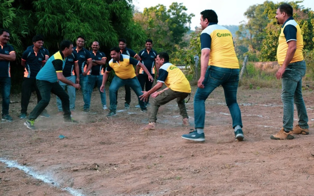 Moustache Kamp Kalakund