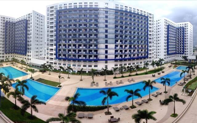 CondoDeal at Sea Residences