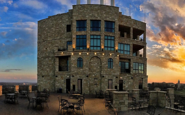The Oread Lawrence, Tapestry Collection by Hilton