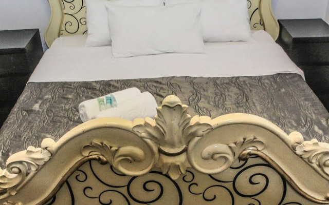 Sea Side Hotel