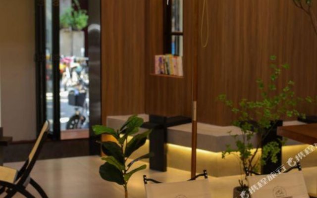 Dengba International Inn Guangzhou Branch