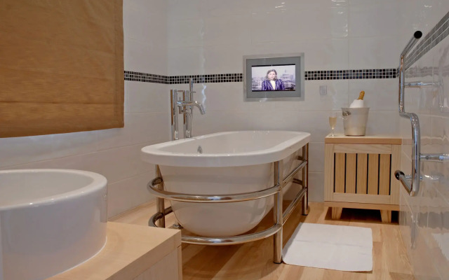 Antoinette Hotel Wimbledon