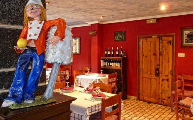 Hostal Pena Santa