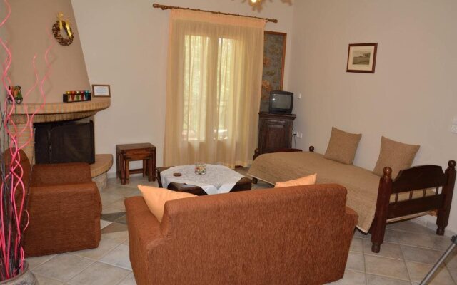 Evrostini Guest House