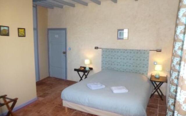 Au Mas Des Calmettes