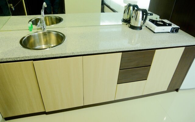Brand New Studio Room Atria Residence Apartment