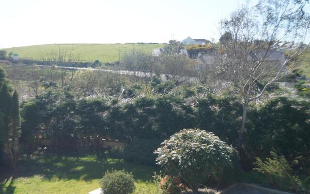 Отель Ardrinane House