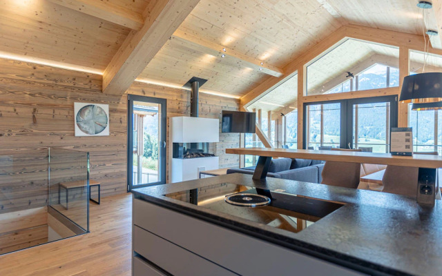 Luxury Chalet in Ennsling near Schladming with Private Spa