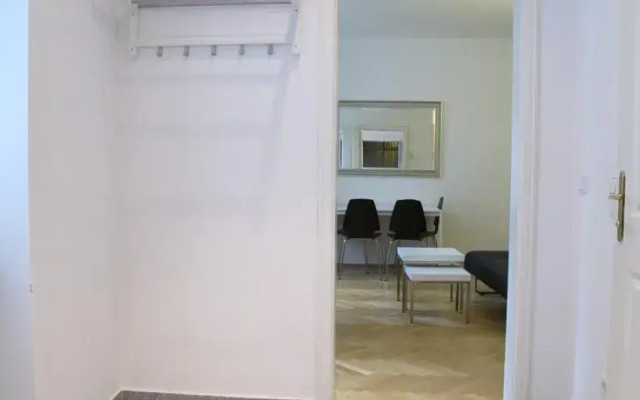 Central Vienna-living Hetz