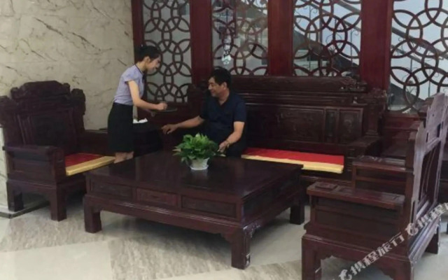 Dunhuang Suyuan Hotel