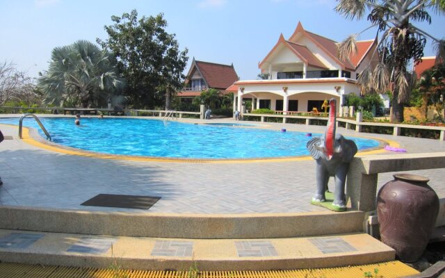Chevasai Resort