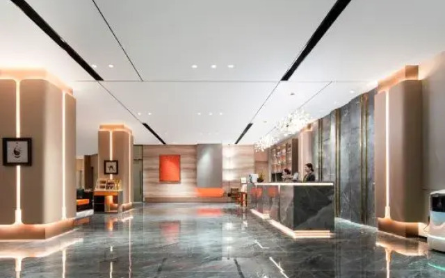 World Hotel (Zhengzhou University Hi-tech Campus)