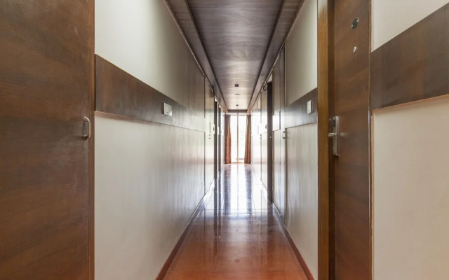 OYO 16033 Hotel Cartier Biznotel