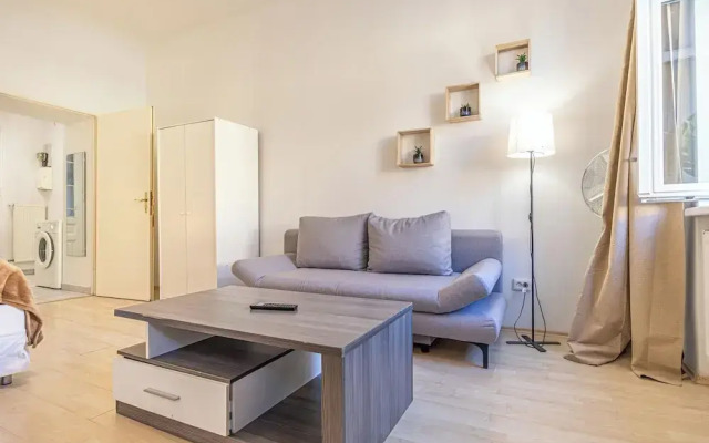 1BR Apt Smart TV Fully Equipped Longstay