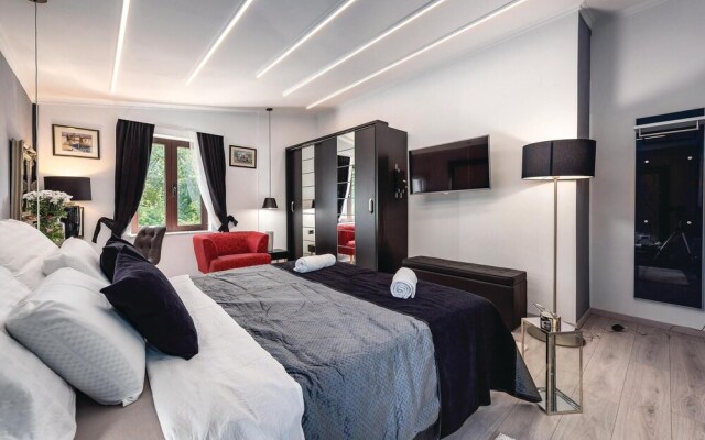 Stunning Home in Icici With Wifi and 4 Bedrooms