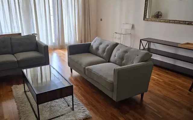 2 Bed Apartment Central London Canary Wharf