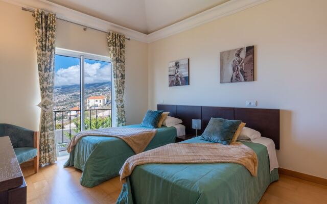 Scenic Apartment - Palheiro Village