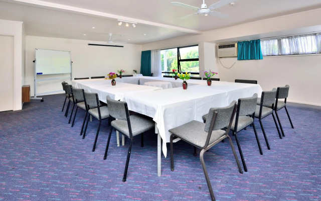 Manukau Hotel & Conference Centre