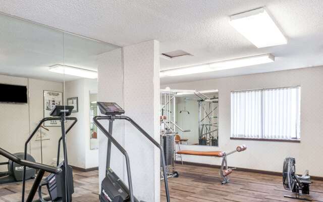 Days Inn & Suites by Wyndham Sunnyvale