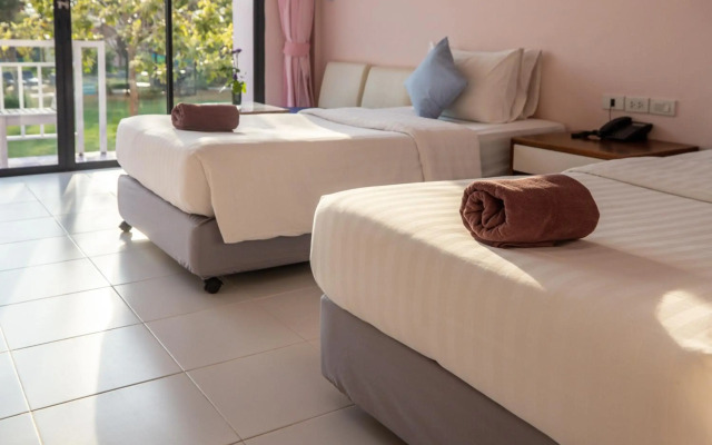 Xanadu Beach Resort