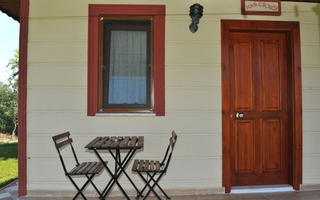 Grenadine Lodge