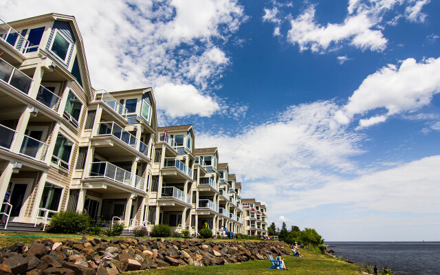 Beacon Pointe on Lake Superior