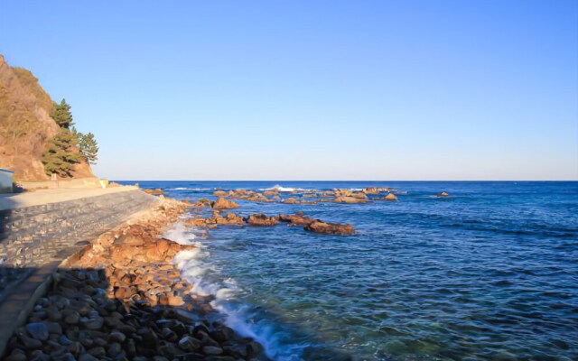 Uljin Firenze Ancient Palace Pension