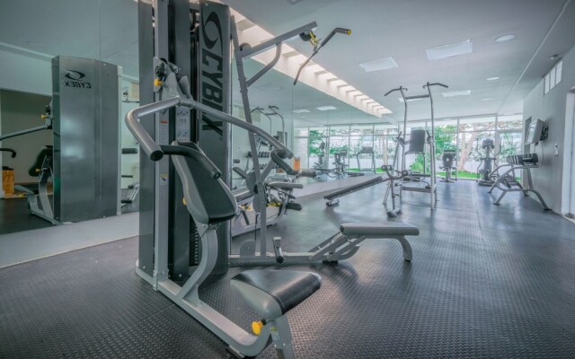 Eek - Condo Near 5th Av. and the Beach