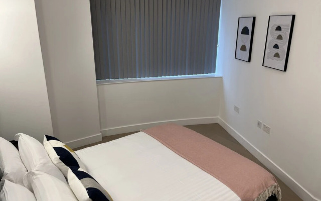 Charles Hope Apartments Brentford