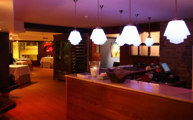 Hotel & Aparthotel Cosmos