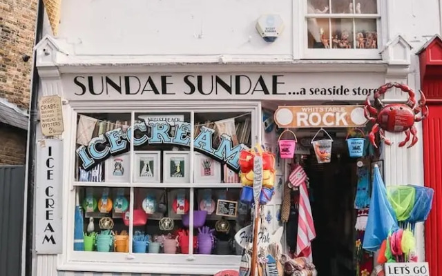 Whitstable's Beachcombers, Sleeps 10, Dog Friendly