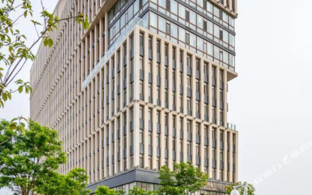 Qingdao Sihai Jiuzhou Hotel (Wuyue Plaza pengpaidao store)