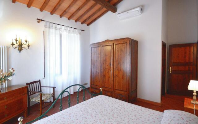 Serene Apartment in Orciatico