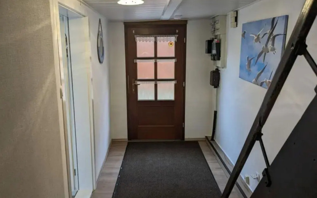 Huus Meta Modern Retreat