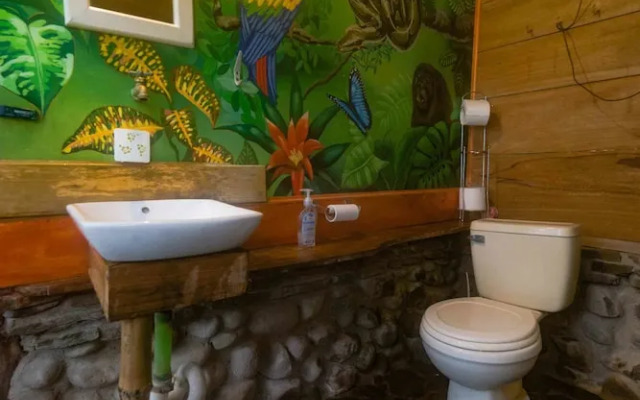 Bahia Rica Fishing & Kayak Lodge