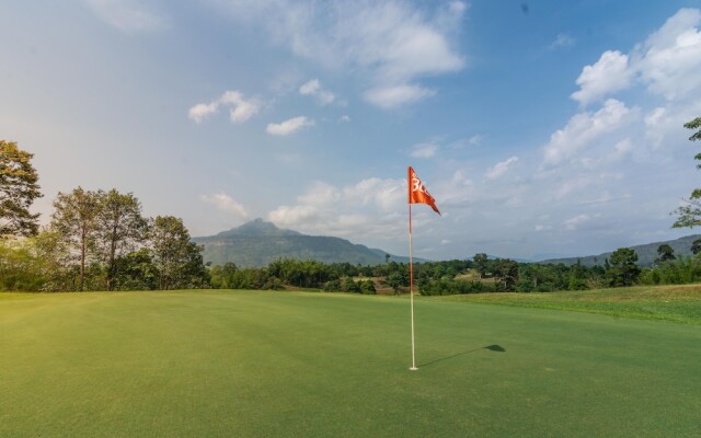 Pakse Golf Resort