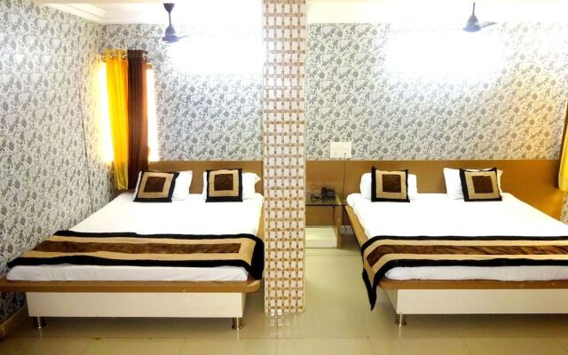 Hotel Raj Palace by Sky Stays