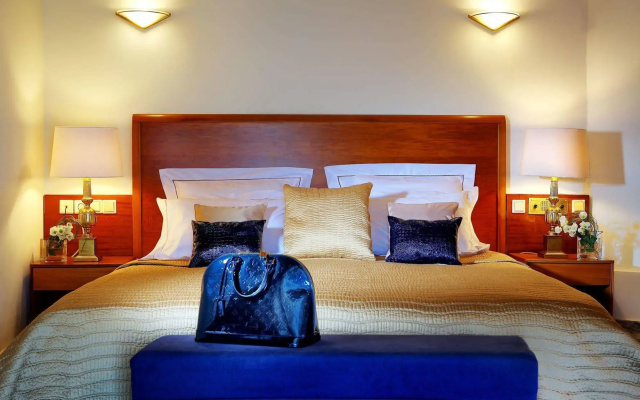 Apollonia Beach Resort & Spa
