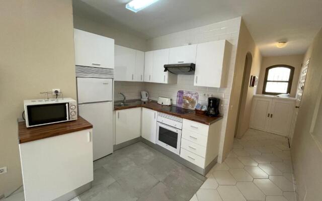 Apartamentos El Toro