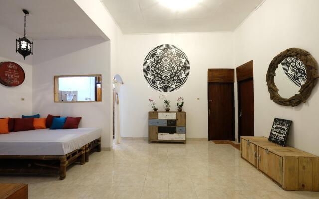 Wood Stone Hostel