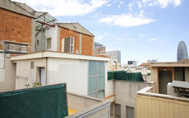 BarcelonaForRent Market Suites