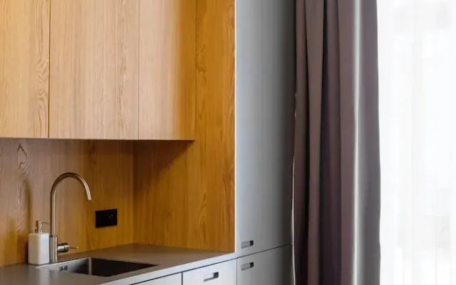 MN6 Luxury Suites by Adrez Living