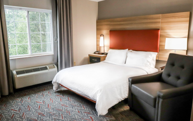 Candlewood Suites Richmond Airport by IHG