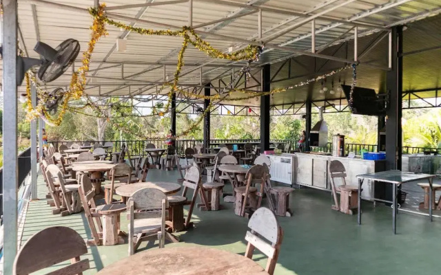 OYO 755 Rattana Resort